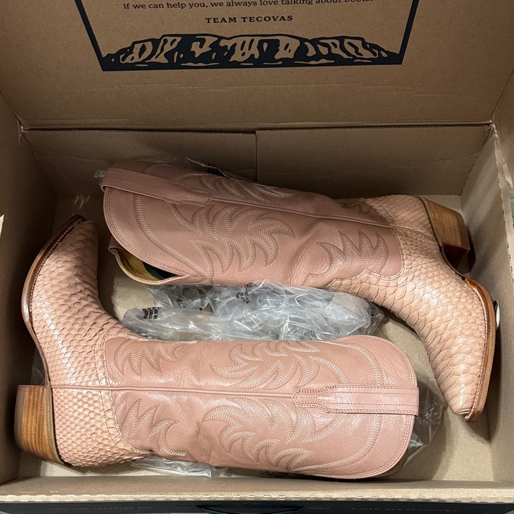 Tecovas pink python annies
